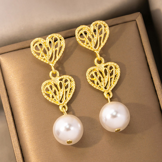 Pearl Detail Gold Heart Shape Design Earrings
