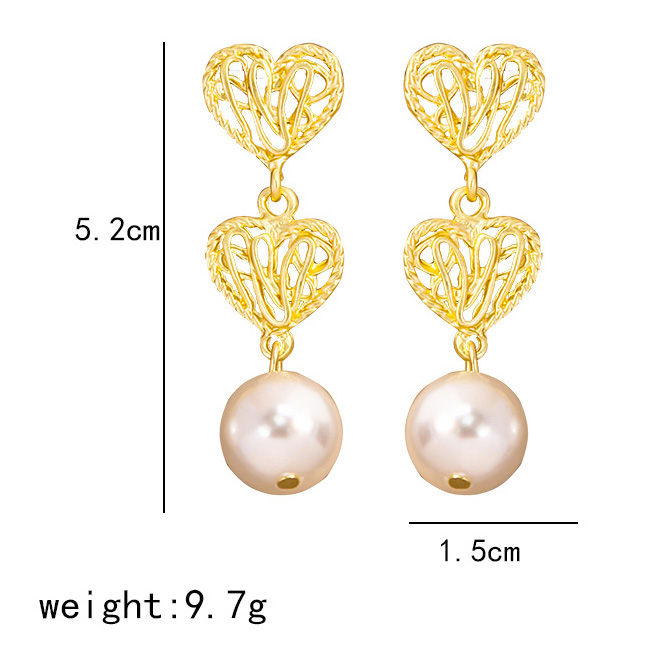 Pearl Detail Gold Heart Shape Design Earrings