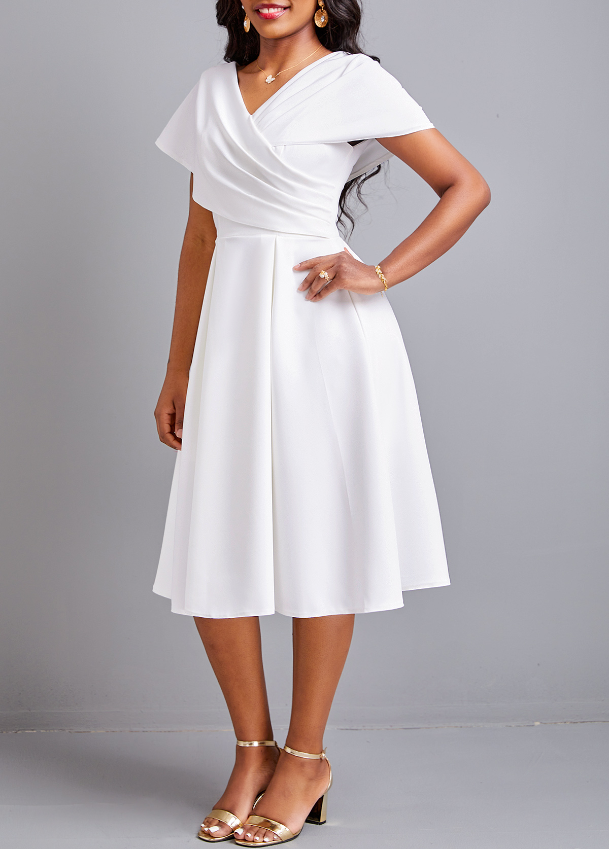 Plus Size Umbrella Hem Short Sleeve White Dress