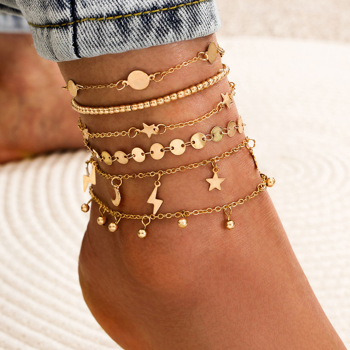 Star Shape Design Golden Round Anklet Set