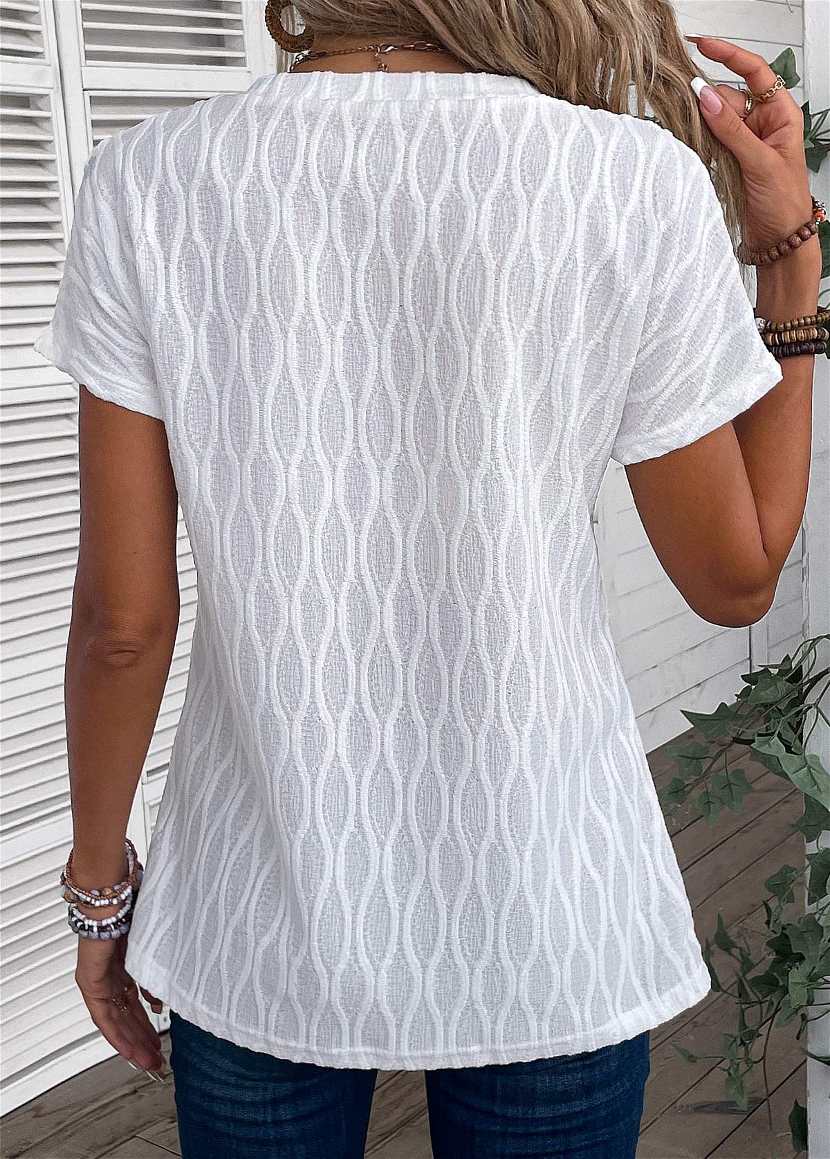 Short Sleeve Twist White Round Neck T Shirt