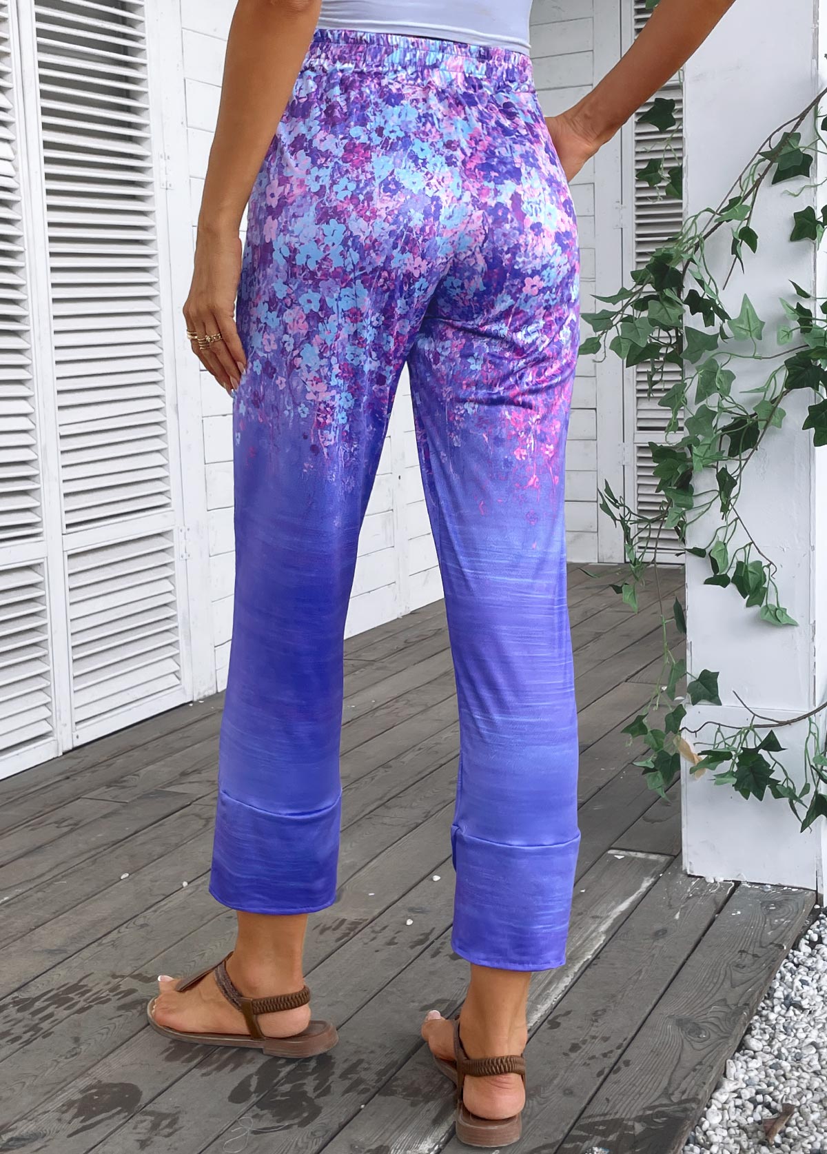 Ditsy Floral Print Pocket Multi Color Jogger Pants