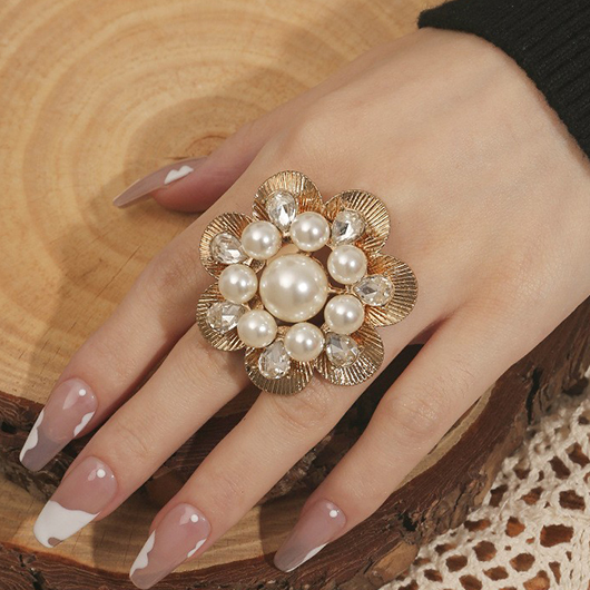 Floral Design Gold Pearl Detail Ring