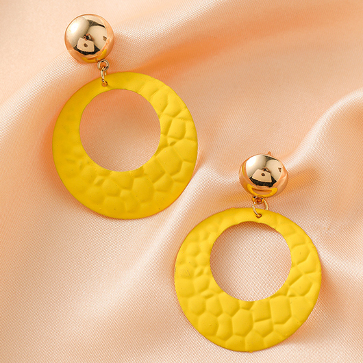 Metal Detail Cutout Yellow Round Earrings