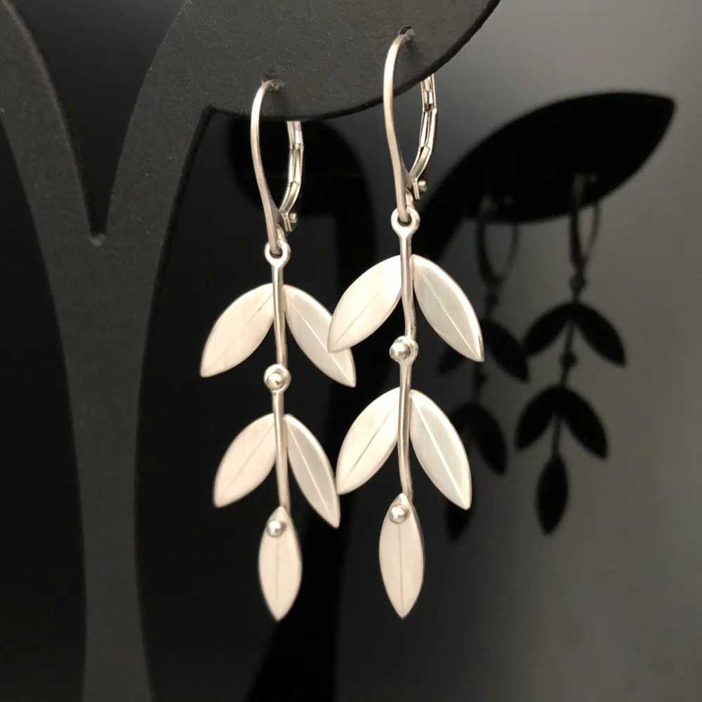 Silver Metal Leaf Design Alloy Earrings