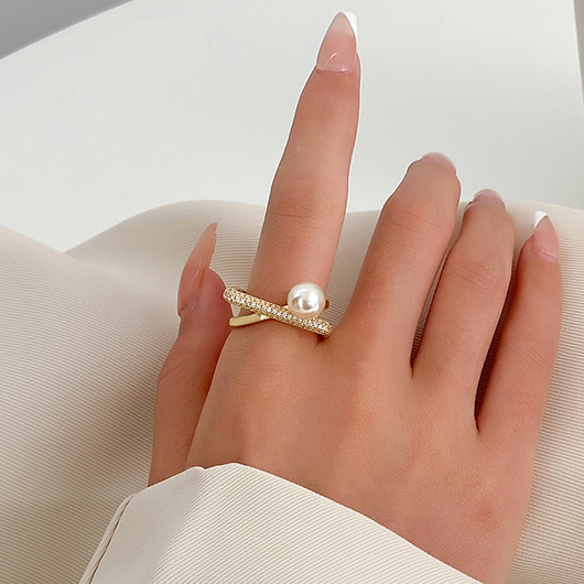 Pearl Design Gold Rhinestone Detail Ring