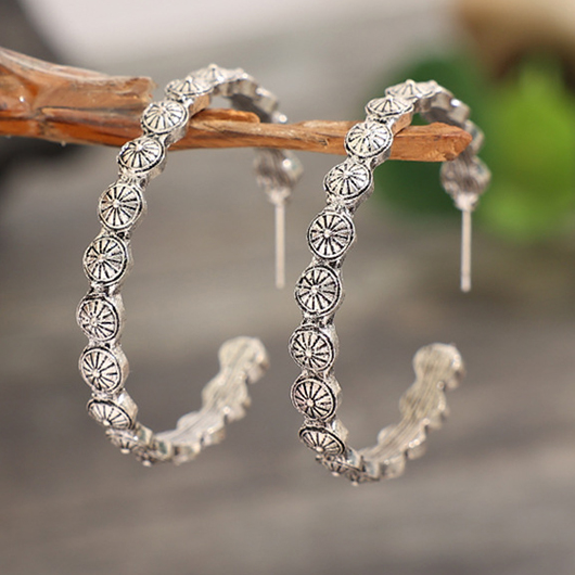 Round Vintage Design Silver Alloy Earrings