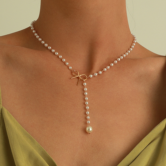 Gold Pearl Detail Bowknot Design Necklace