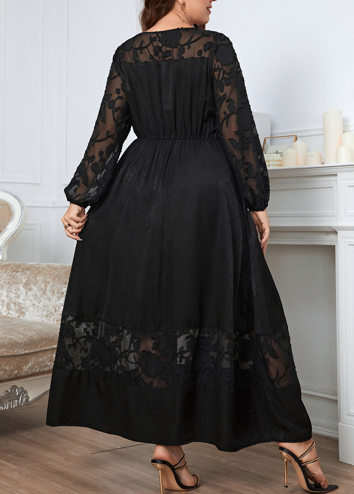 Black Plus Size Patchwork Long Sleeve Maxi Dress