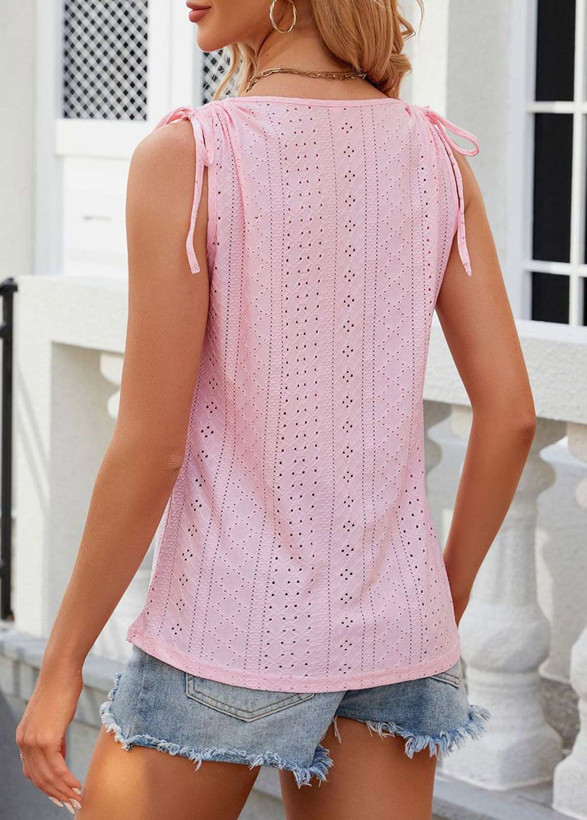 Button Scoop Neck Pink Tank Top