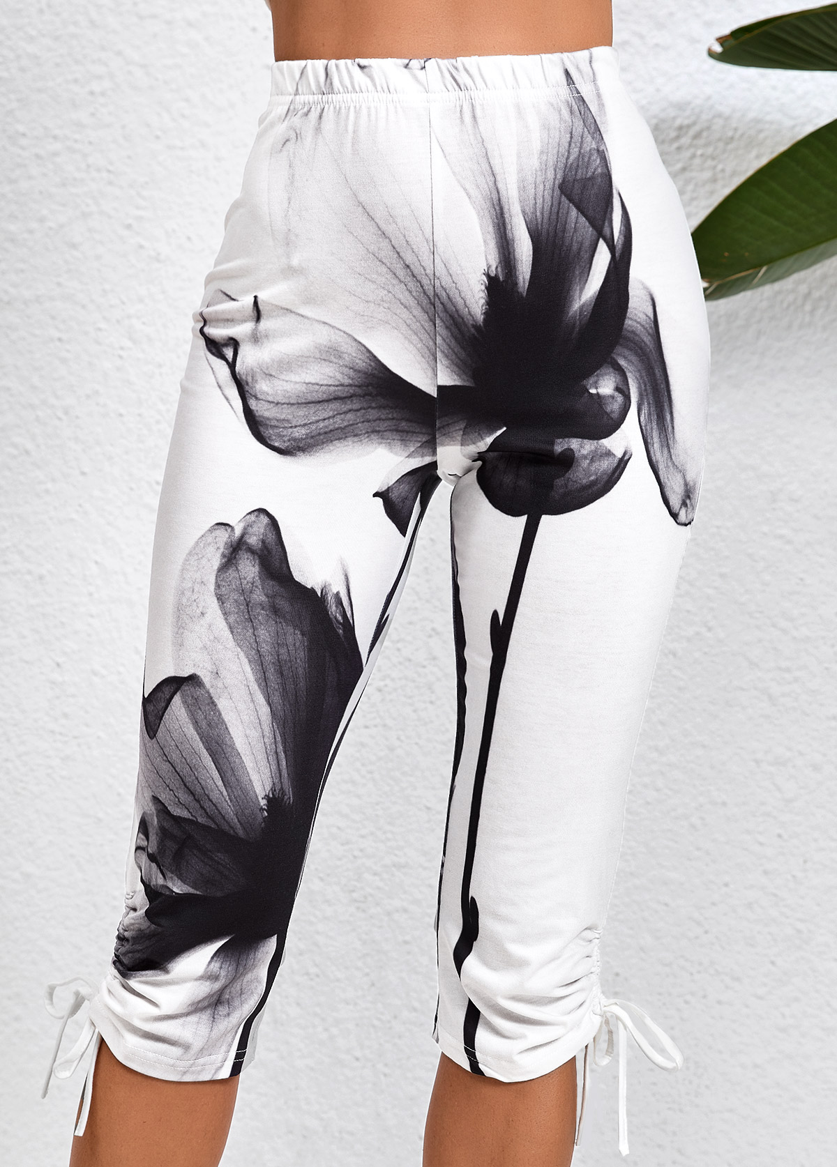 Ink Painting Print Drawstring White Skinny Elastic Waist Pants