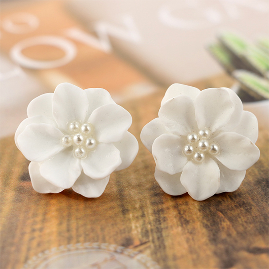 White Plants Patchwork Pearl Floral Earrings
