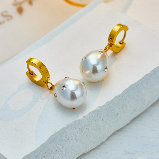 Rhinestone Pearl Teardrop Design Gold Earrings