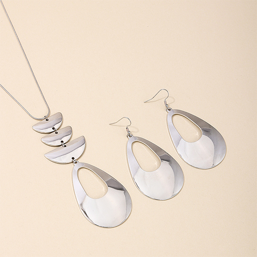 Hollow Silvery White Alloy Earrings and Necklace