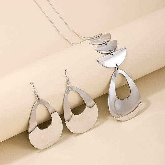Hollow Silvery White Alloy Earrings and Necklace