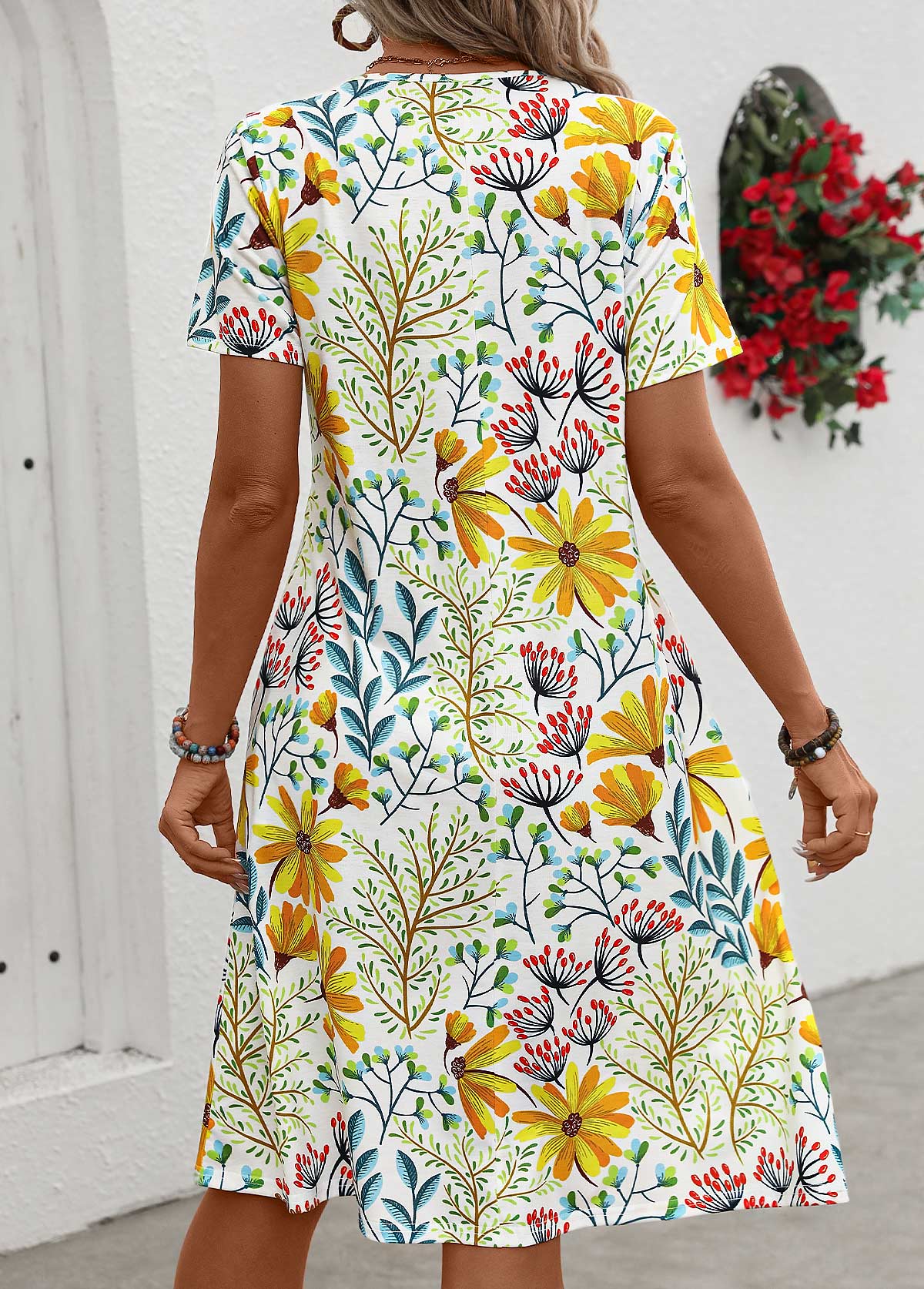 Floral Print Pocket Yellow Short Sleeve Round Neck Dress