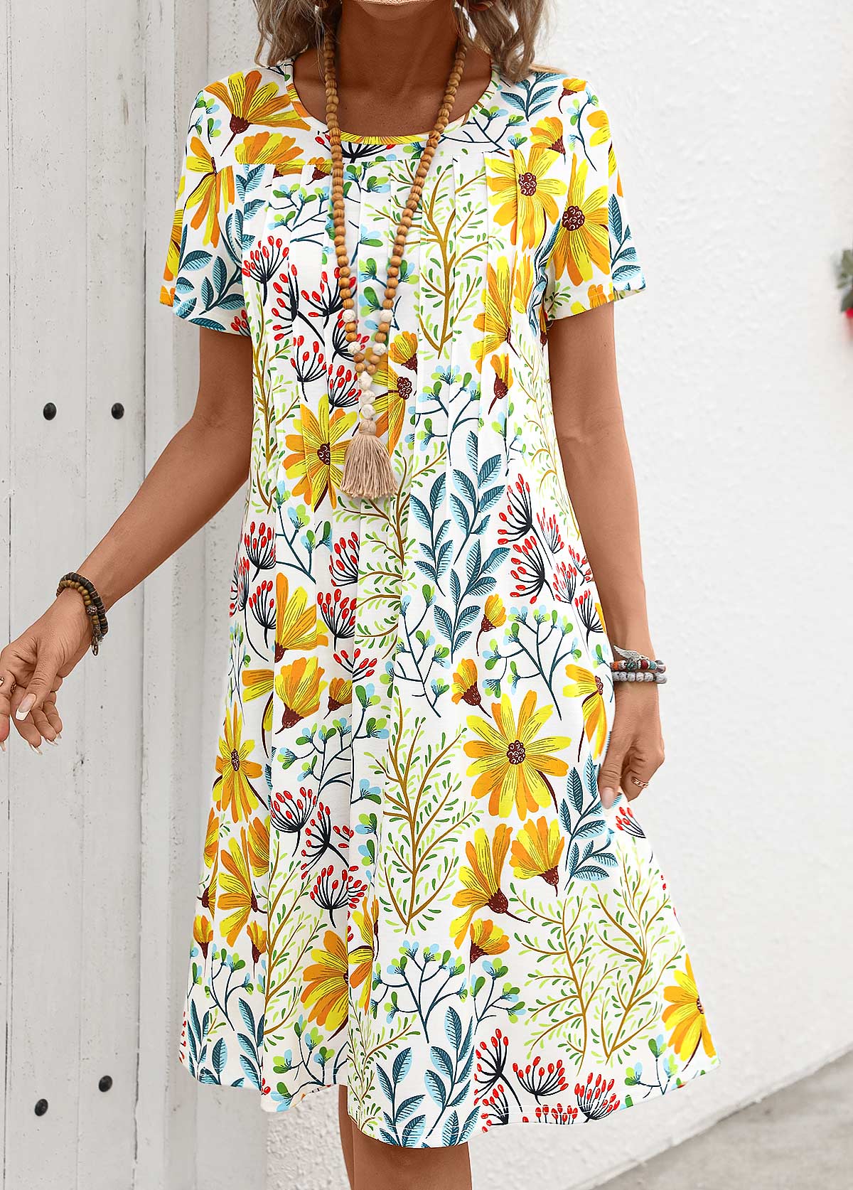Floral Print Pocket Yellow Short Sleeve Round Neck Dress