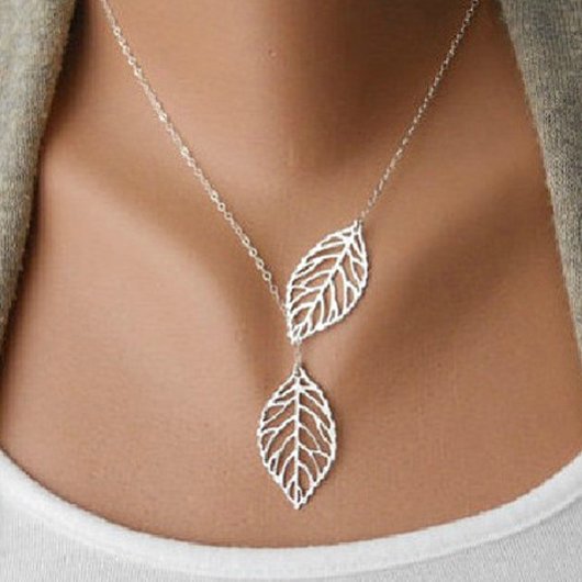 Silvery White Alloy Leaf Pendant Necklace