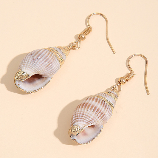 Conch Detail Gold Shell Alloy Earrings