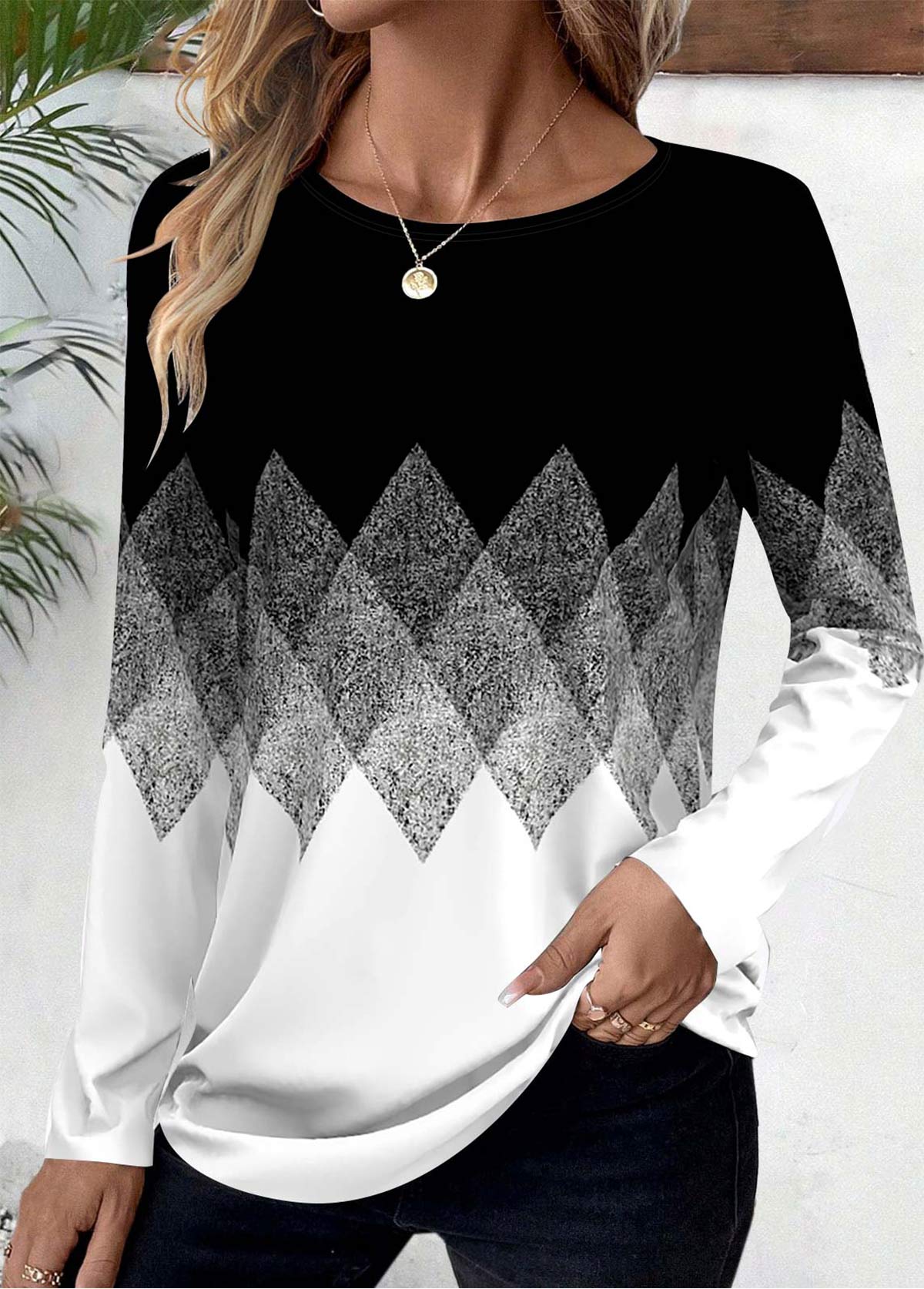 Plus Size Black Patchwork Geometric Print T Shirt