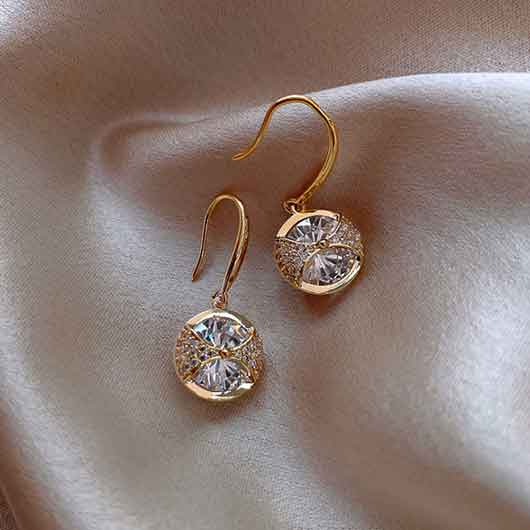 Golden Round Design Geometric Alloy Earrings