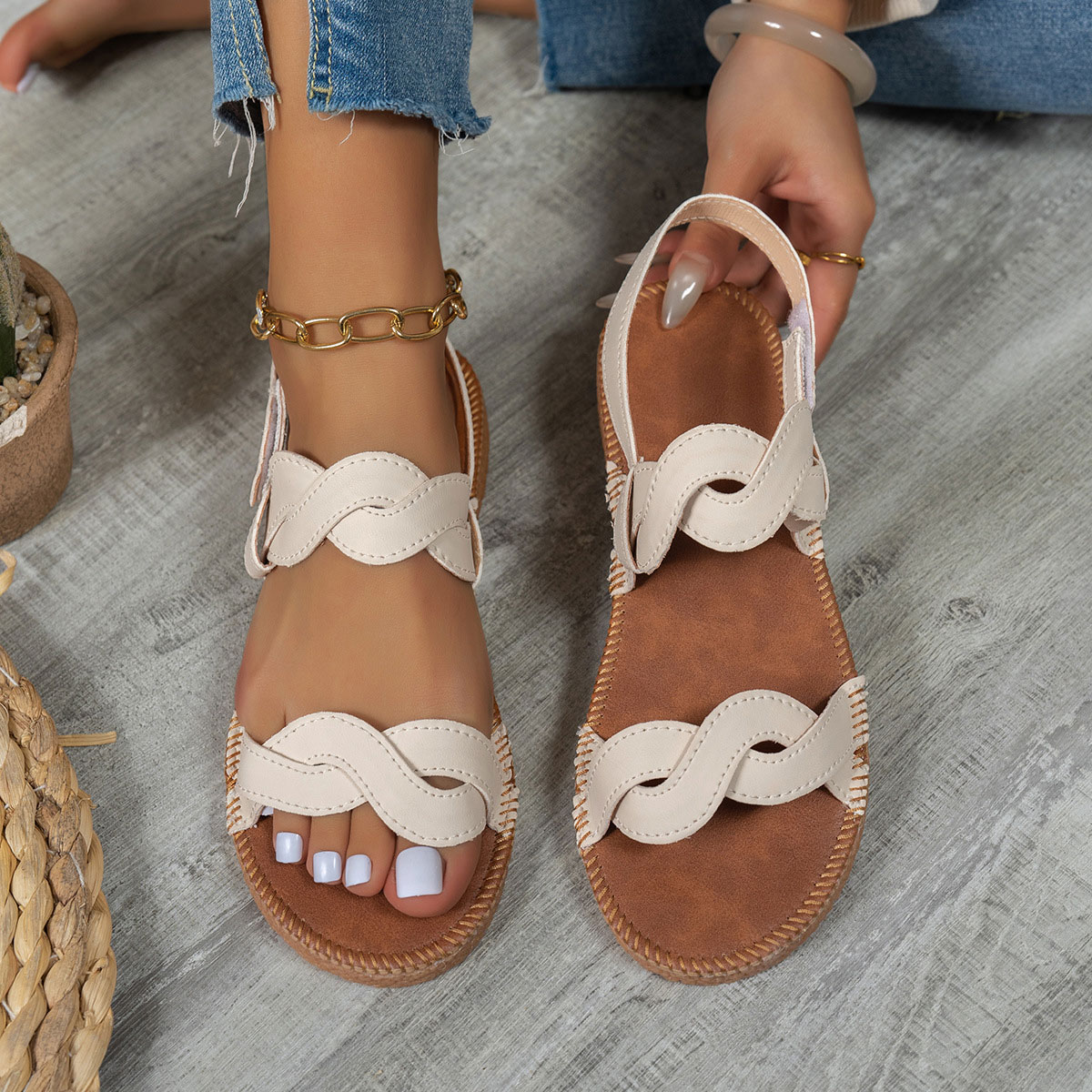 Open Toe Beige PU Leather Falt Sandals