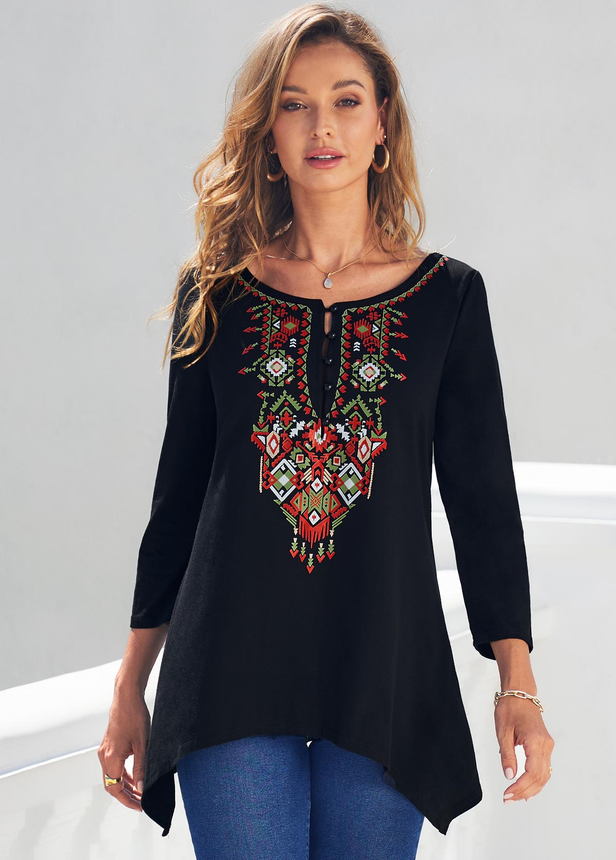 Tribal Print Asymmetric Hem Black T Shirt