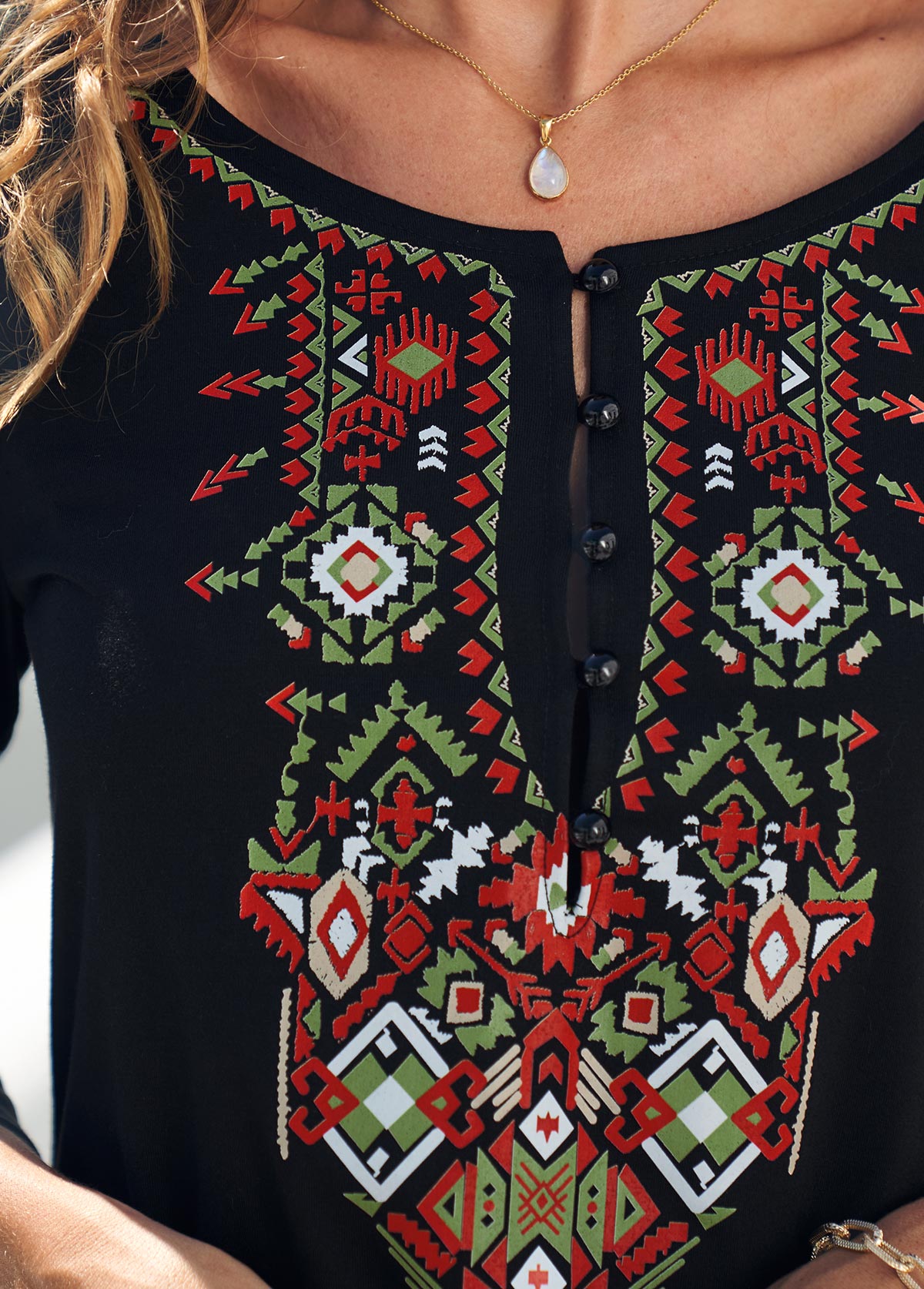 Tribal Print Asymmetric Hem Black T Shirt