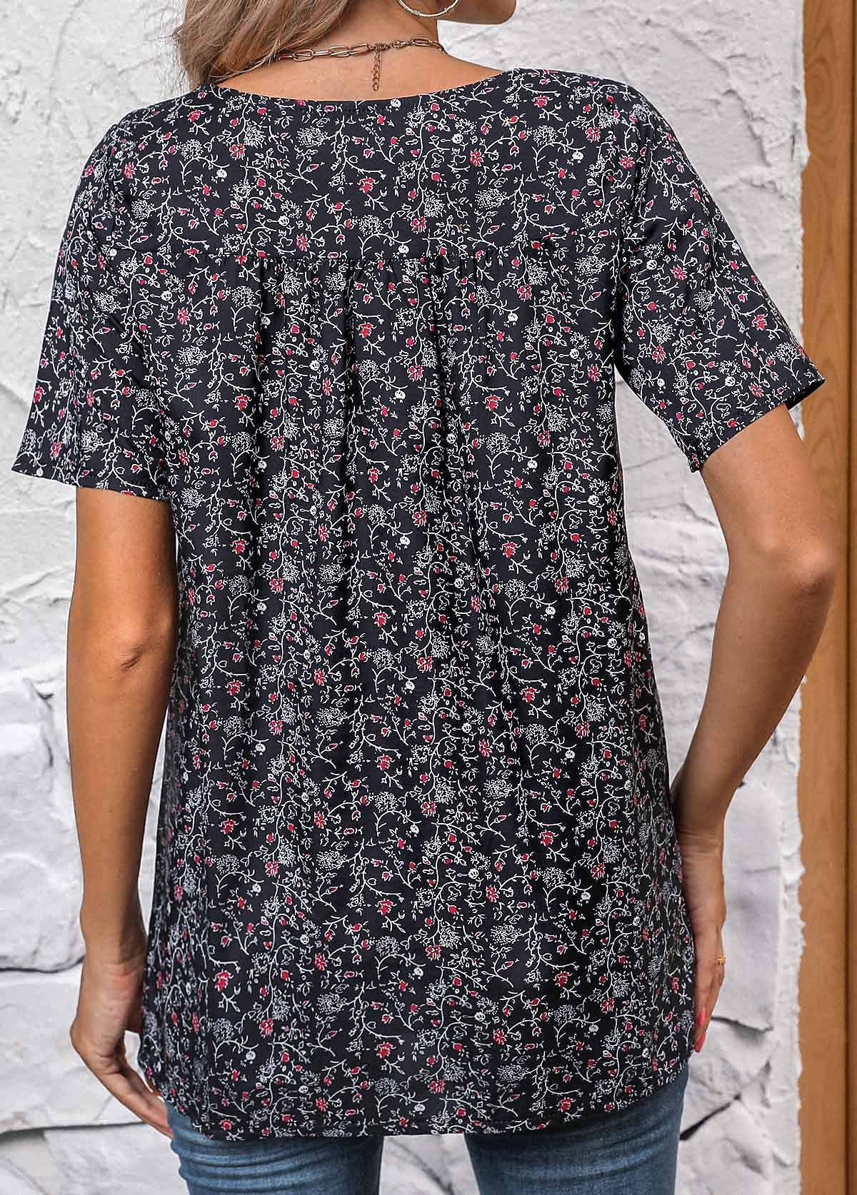 Ditsy Floral Print Ruched Black Short Sleeve Blouse