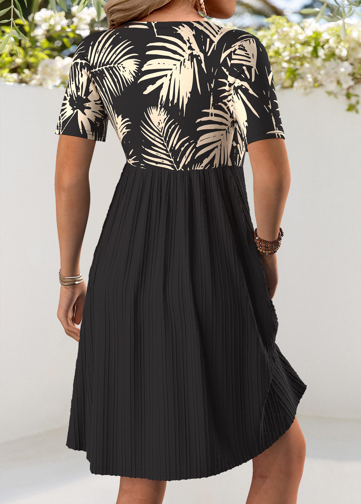 Leaf Print Black Short V Neck Dress