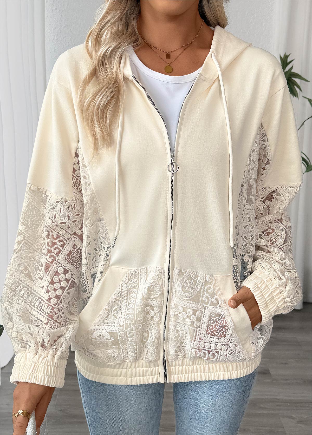 Beige Long Sleeve Pocket Zipper Hoodie