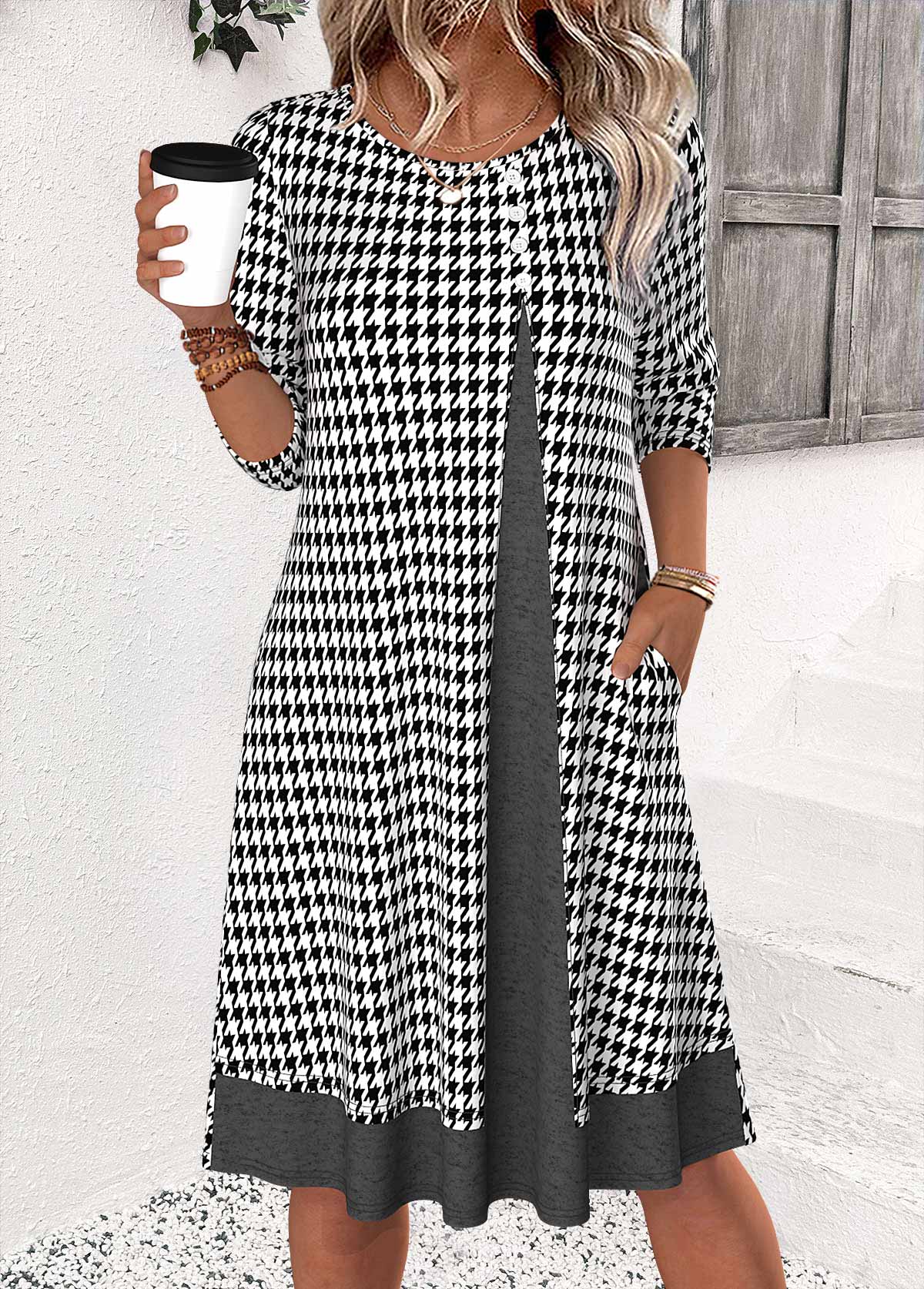 Plaid Black 3/4 Sleeve Round Neck Dress