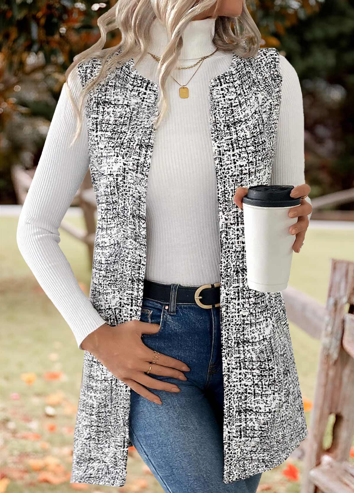 Graffiti Print Black Sleeveless Round Neck Waistcoat