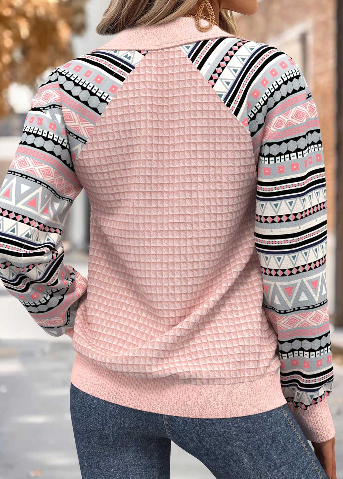 Geometric Print Tummy Coverage Light Pink Long Sleeve Sweatshirt