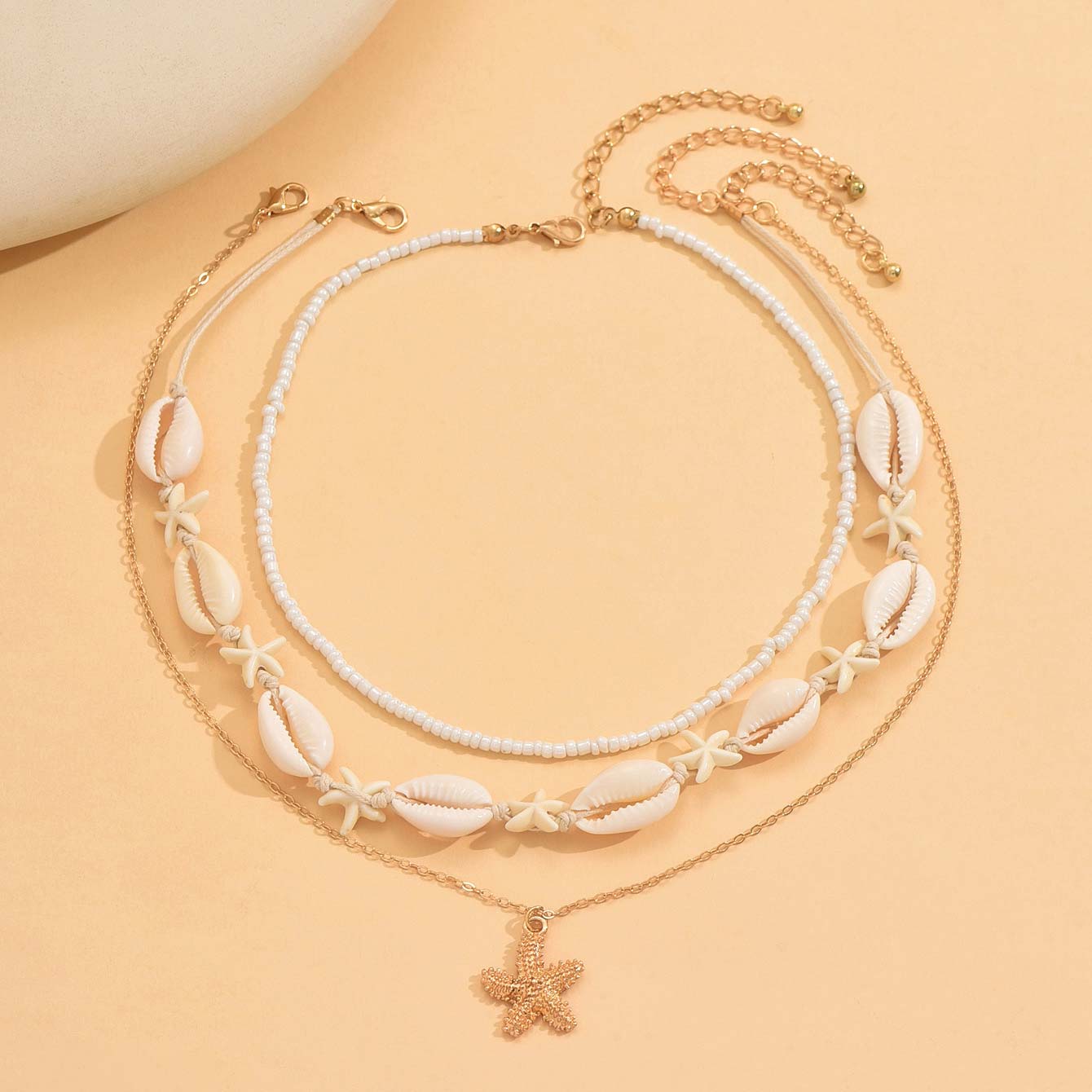 Beige Color Shell Alloy Detail Necklace