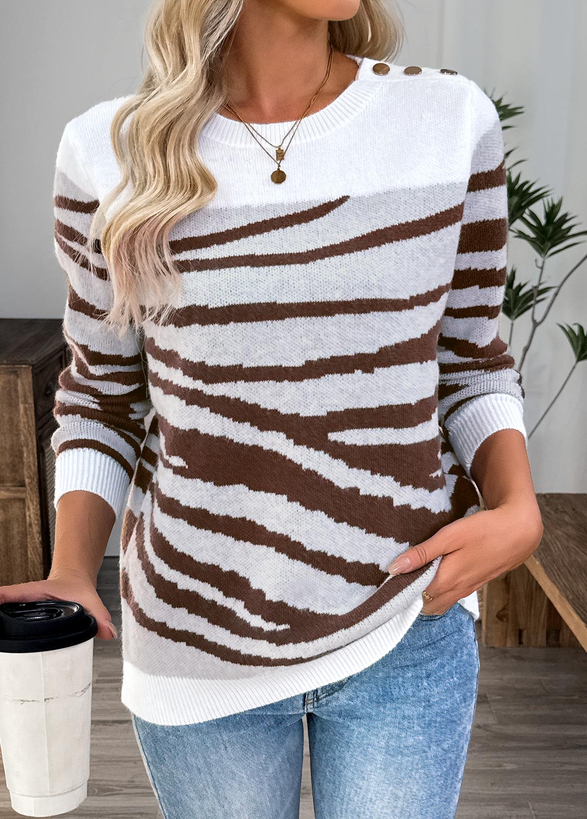 Button White Long Sleeve Round Neck Sweater