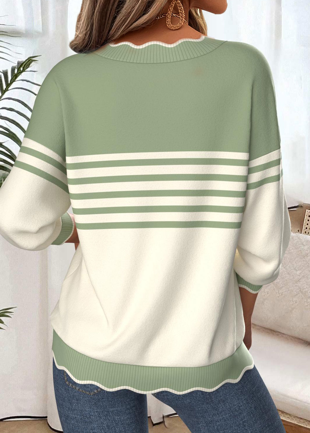 Geometric Print Tummy Coverage Multi Color Long Sleeve Sweatshirt