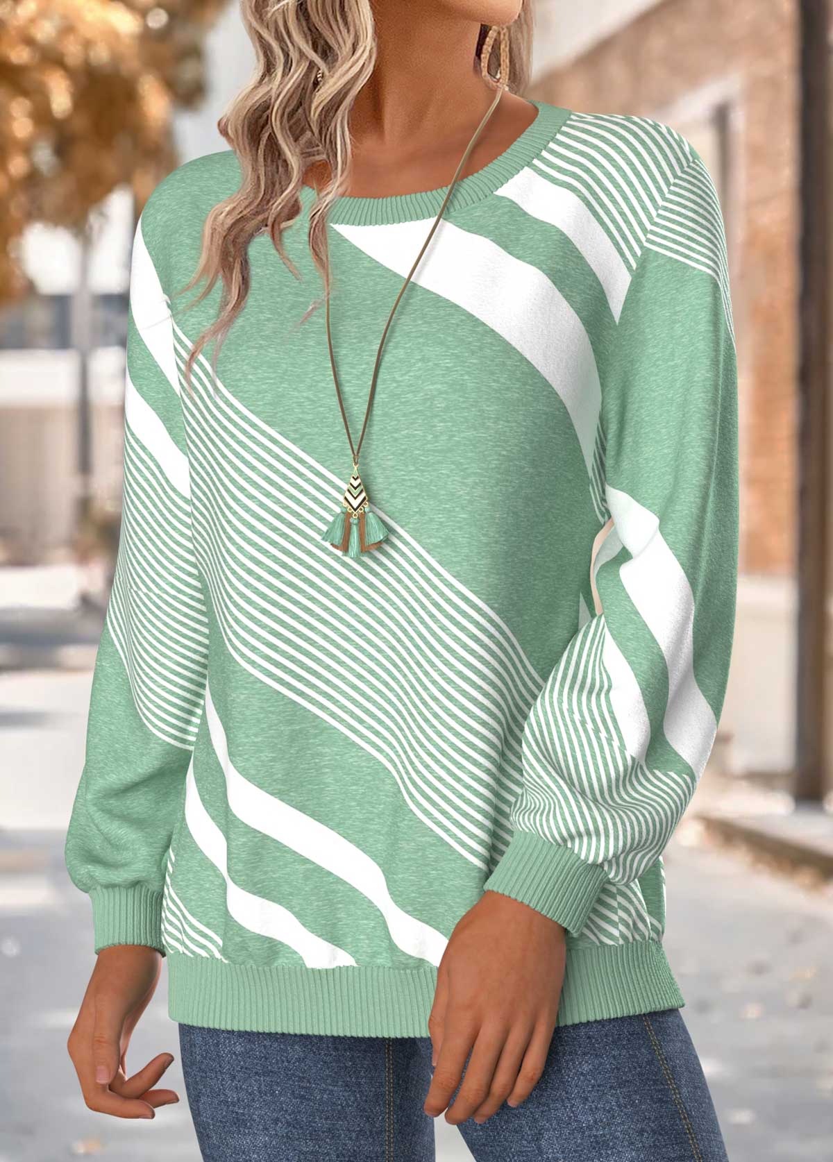 Geometric Print Tummy Coverage Mint Green Long Sleeve Sweatshirt