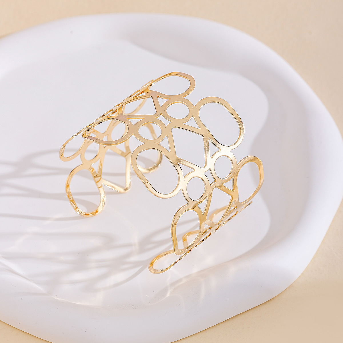 Golden Color Alloy Detail Openwork Bangle