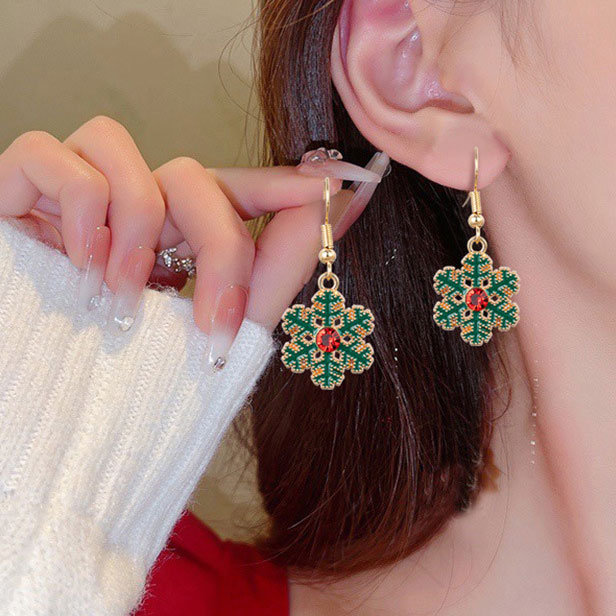 Christmas Green Snowflake Design Alloy Earrings