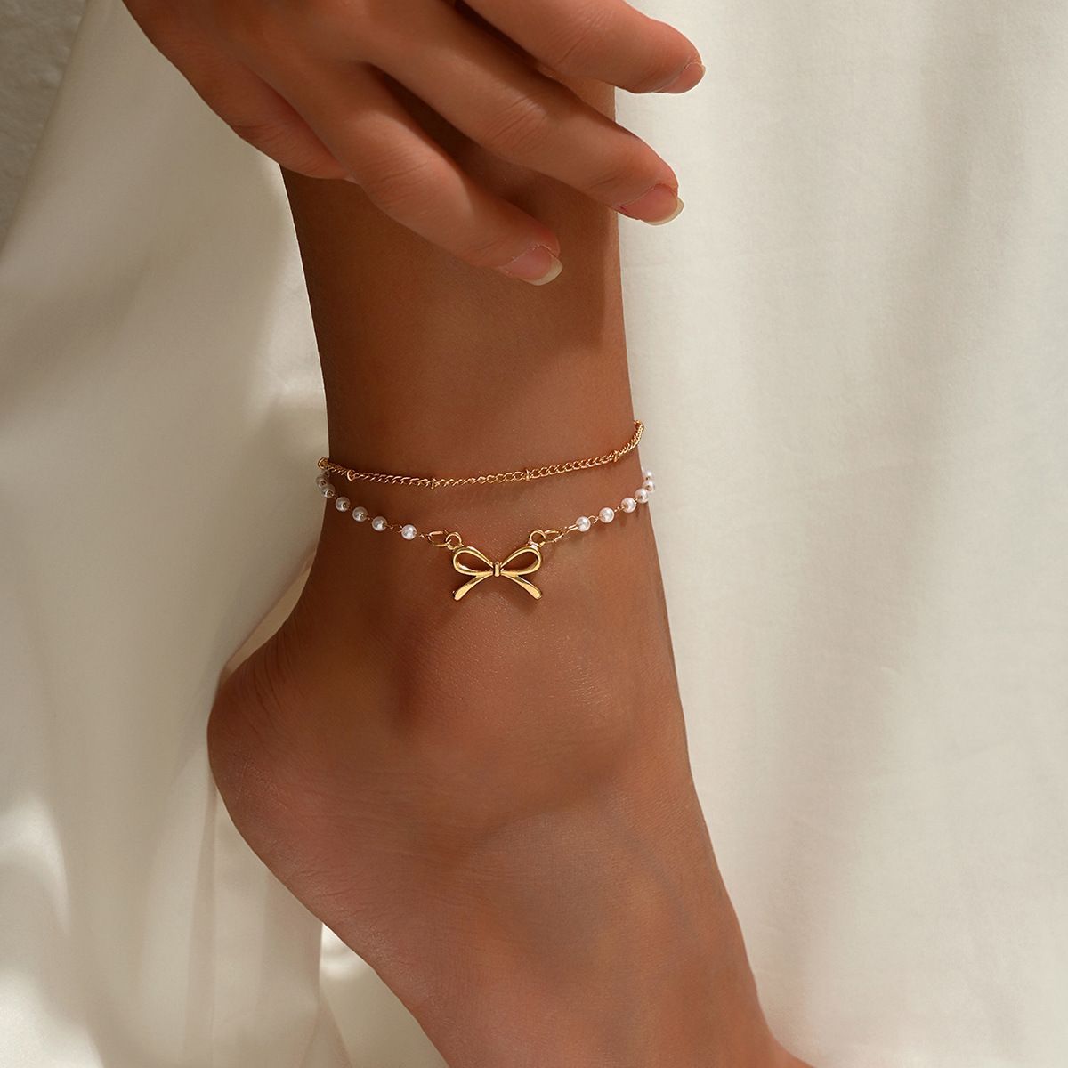Golden Color Bow Alloy Detail Anklet