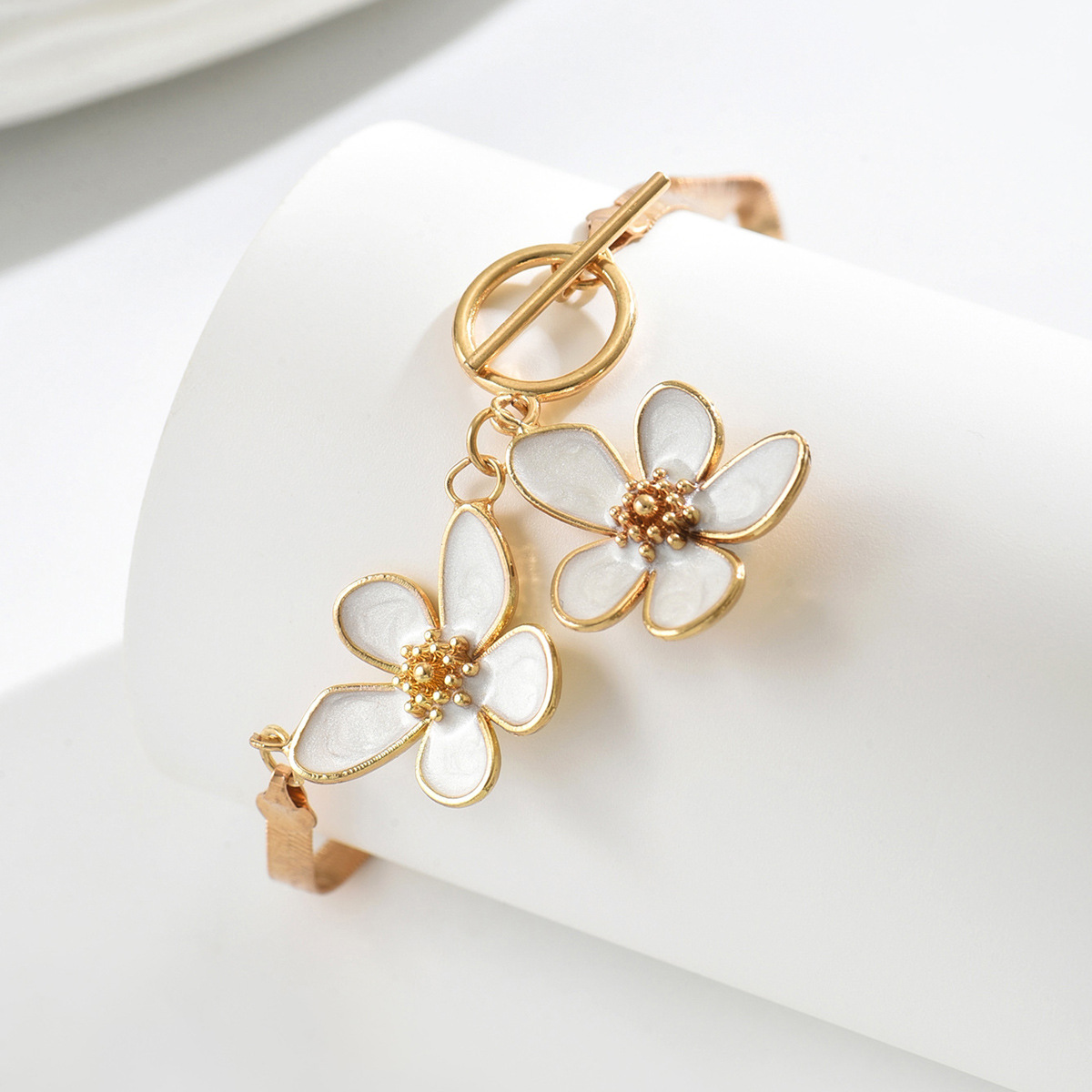 Golden Floral Design Camellia Alloy Anklet
