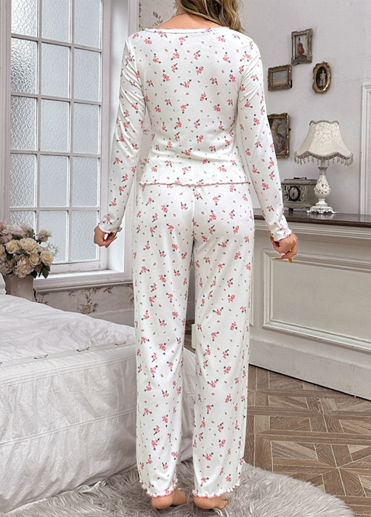 Ditsy Floral Print White Lounge Top and Pants