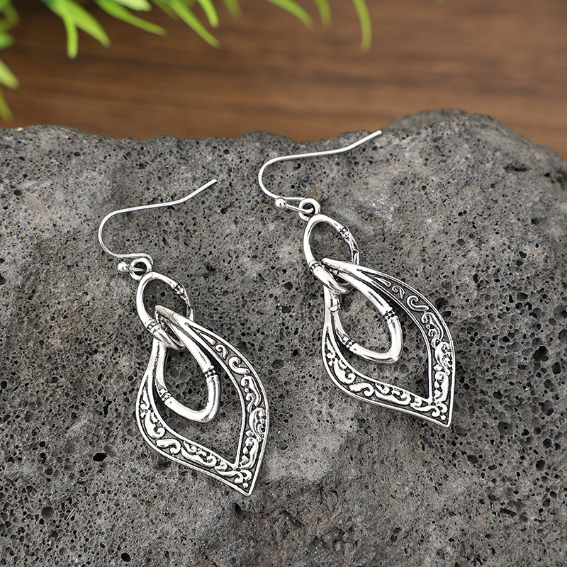 Silver Color geometric Alloy Detail Earrings
