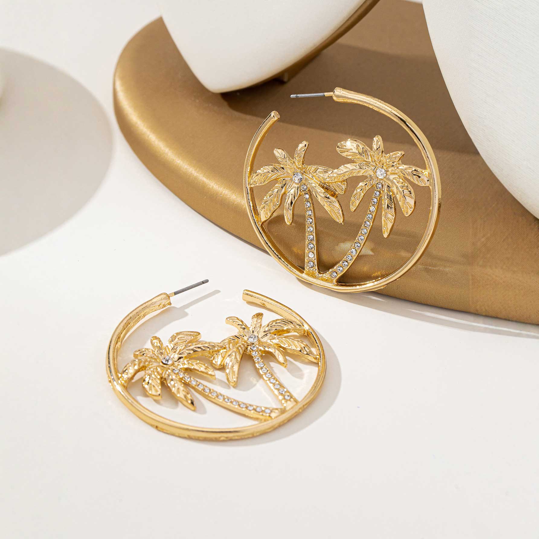 Golden Circle Alloy Coconut Tree Earrings