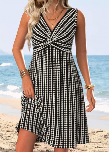 Tummy Coverage Black Sleeveless V Neck Dress