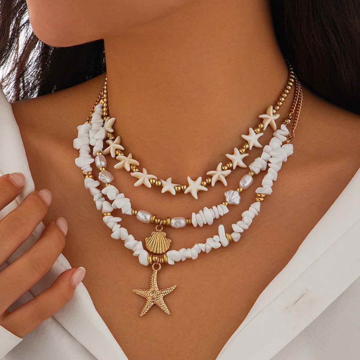 Beige Color Shell Alloy Detail Necklace