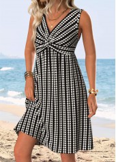 Tummy Coverage Black Sleeveless V Neck Dress