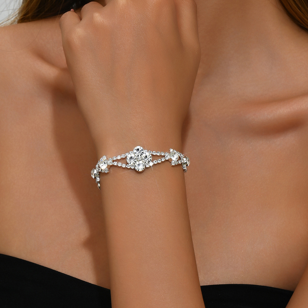 Silver Copper Diamond Design Sparkling Bracelet