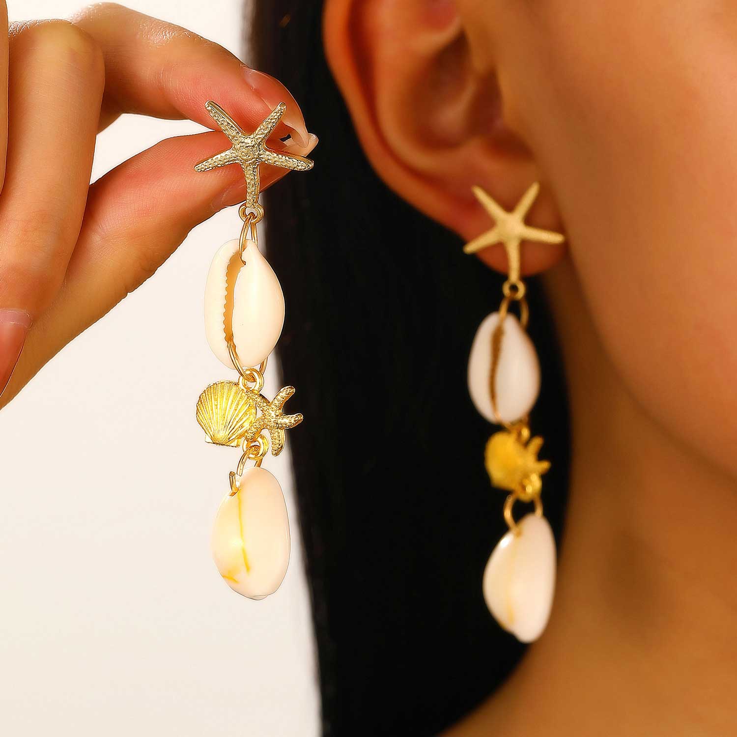 Golden Color Shell Alloy Detail Earrings